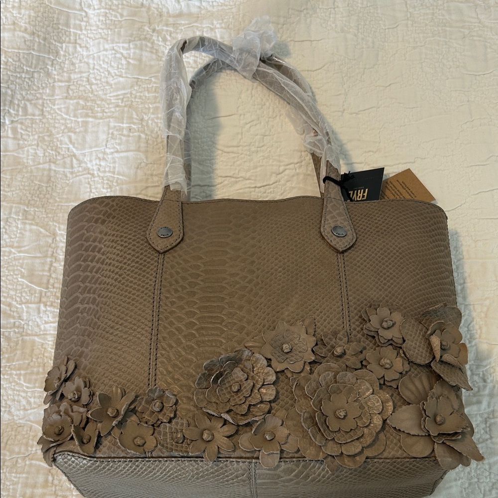 NWT Frye bag with 3D floral accent